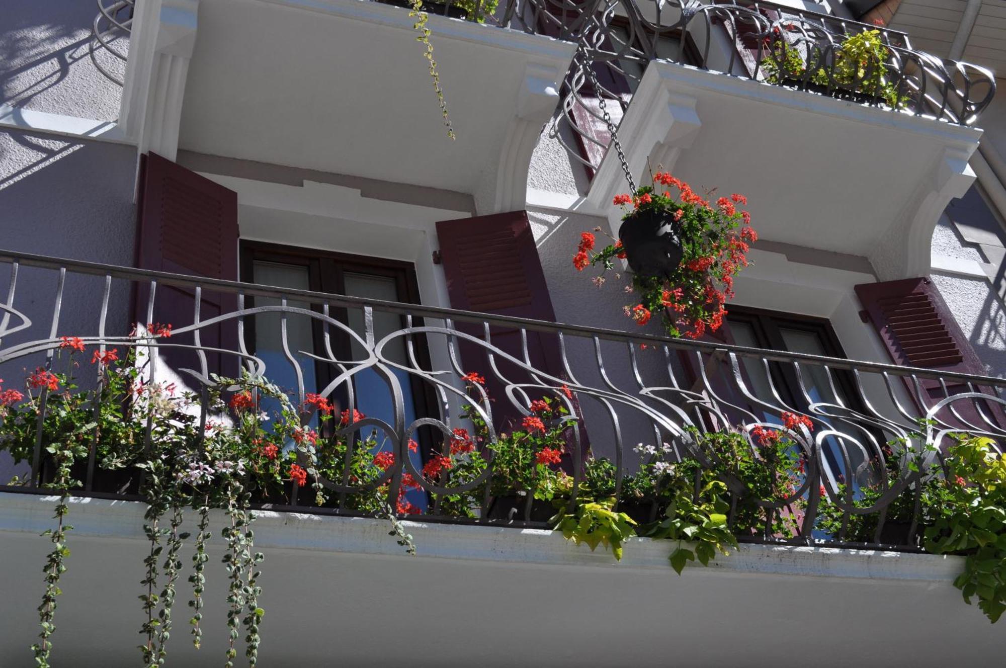 Hotel Et Appart'Hotel De L'Hermitage Тон Екстер'єр фото