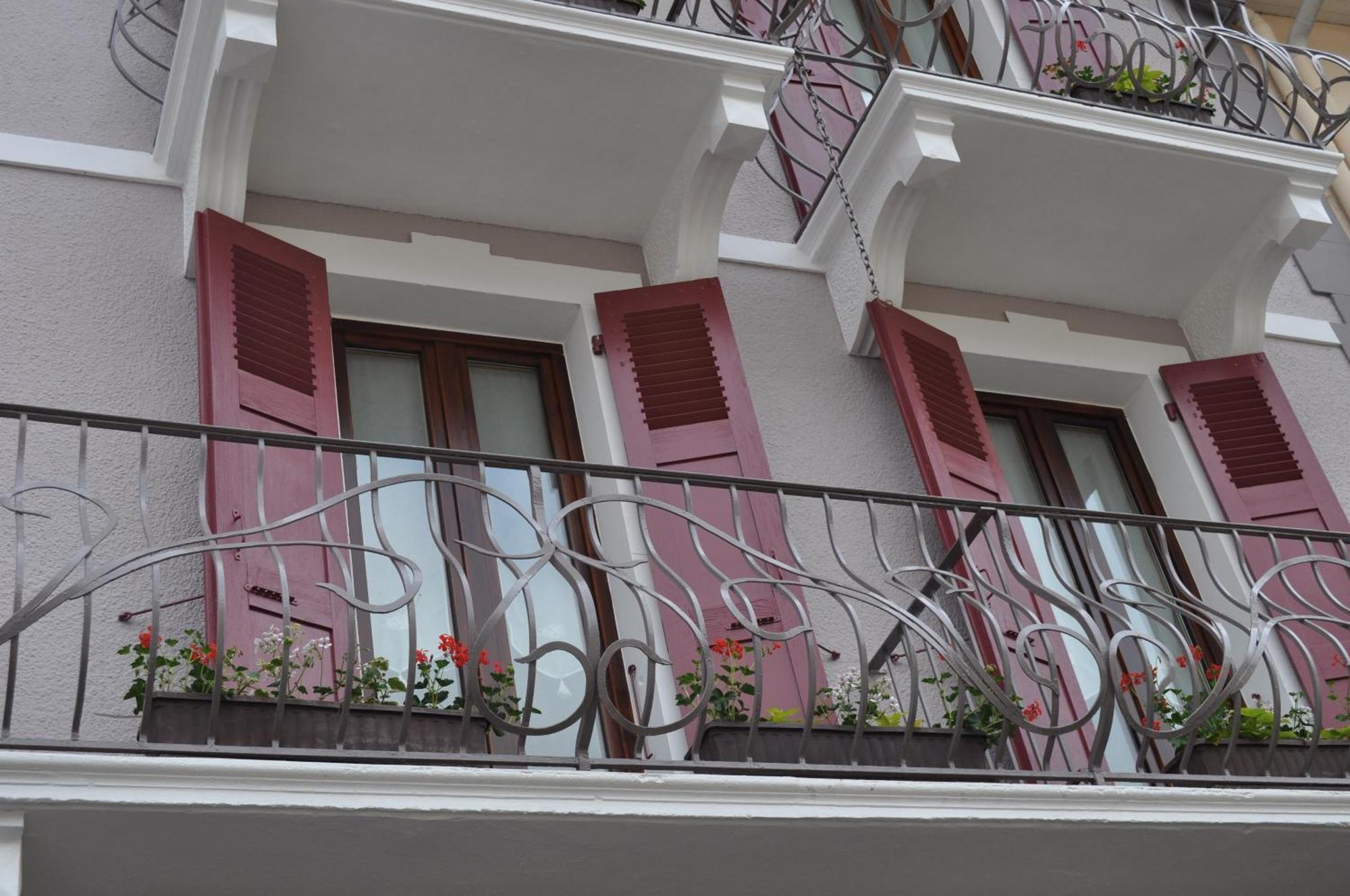 Hotel Et Appart'Hotel De L'Hermitage Тон Екстер'єр фото
